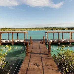 Boca De Agua Bacalar Xul-Ha